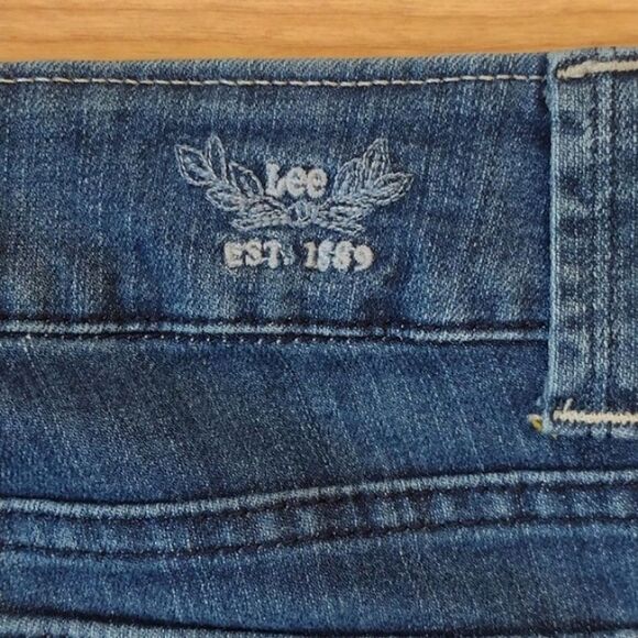 Lee Perfect Fit Just Below the Waist Denim Bootcut Jeans Size 12 Short - Picture 5 of 12